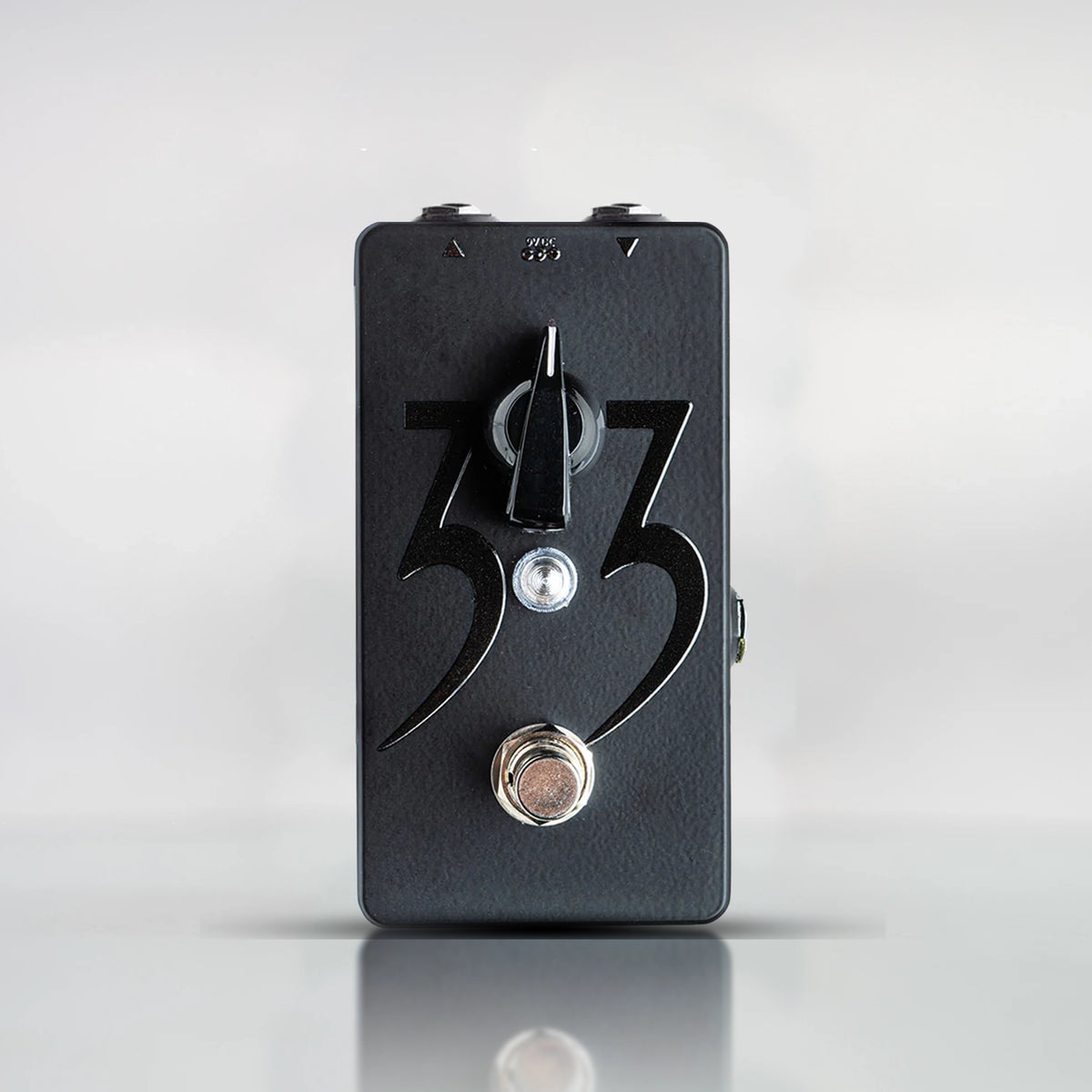 33®